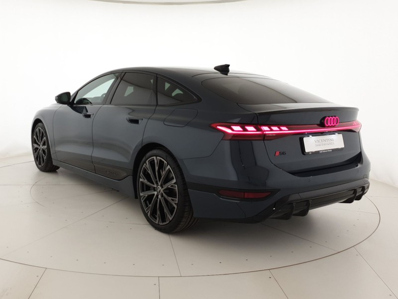 Audi S6 e-tron Sportback 551CV quattro Sport Attitude
