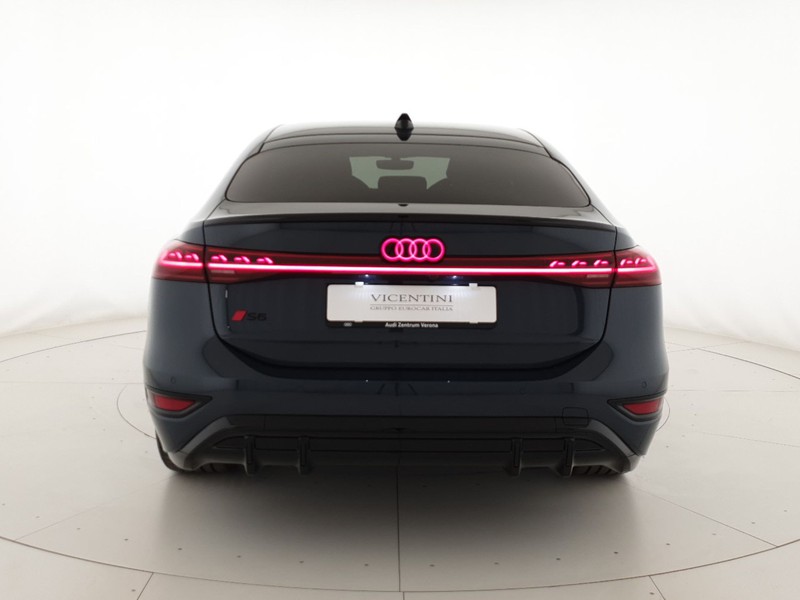 Audi S6 e-tron Sportback 551CV quattro Sport Attitude