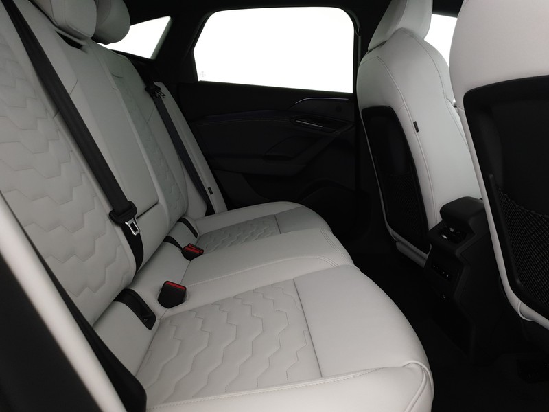 Audi S6 e-tron Sportback 551CV quattro Sport Attitude