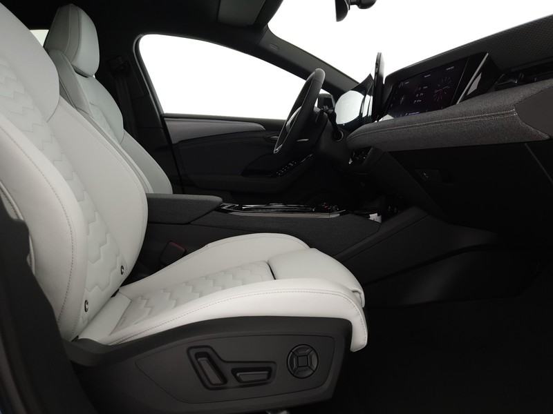 Audi S6 e-tron Sportback 551CV quattro Sport Attitude