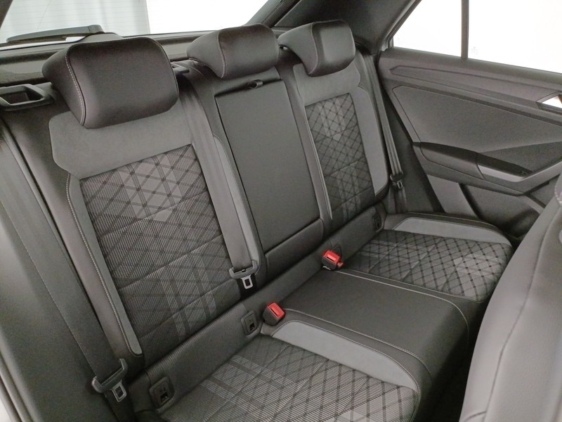 Volkswagen T-Roc 1.5 tsi r-line dsg