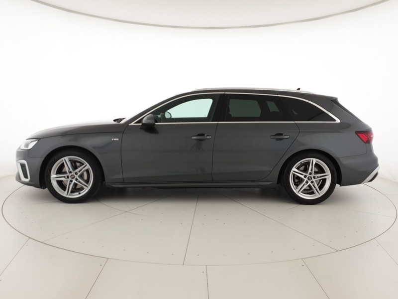 Audi A4 Avant 40TDI 204CV S tronic S line Edition
