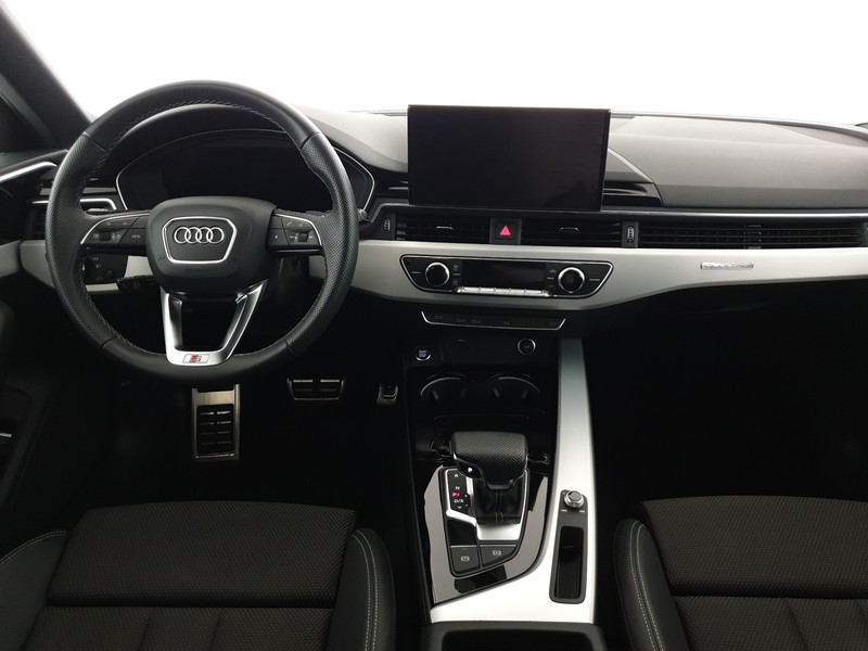 Audi A4 Avant 40TDI 204CV S tronic S line Edition