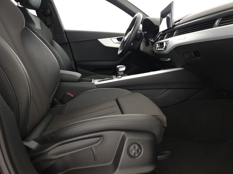 Audi A4 Avant 40TDI 204CV S tronic S line Edition
