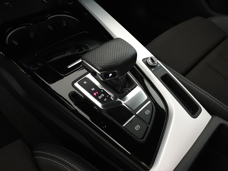 Audi A4 Avant 40TDI 204CV S tronic S line Edition