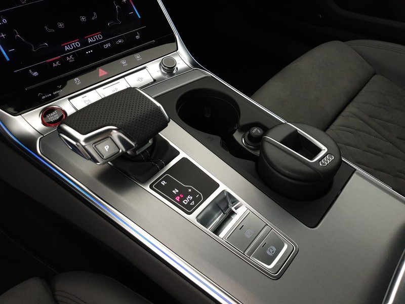 Audi S6 Avant 3.0TDI 344CV quattro tiptr Sport Attitude