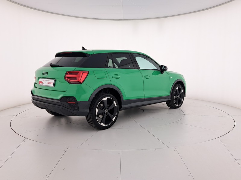 Audi Q2 30 2.0 tdi identity black s-tronic
