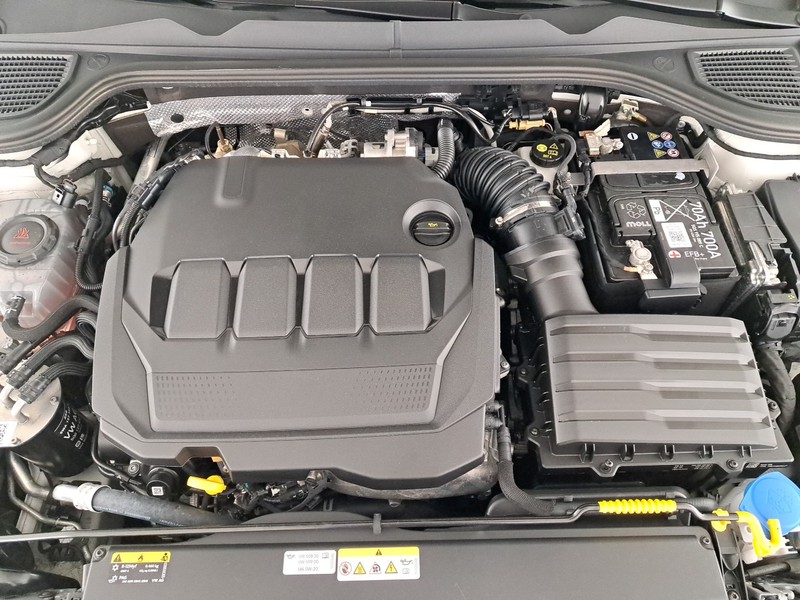 Volkswagen Golf 2.0 tdi life 115cv dsg