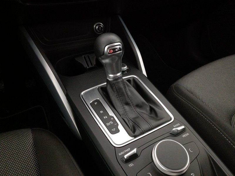 Audi Q2 35 2.0 tdi business design quattro 150cv s-tronic