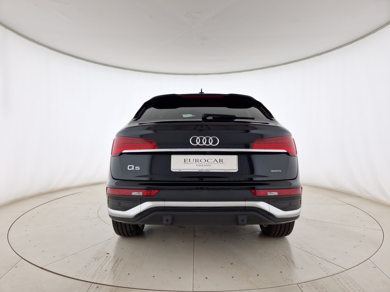 Audi Q5 sportback 40 2.0 tdi mhev 12v s line plus quattro s-tronic