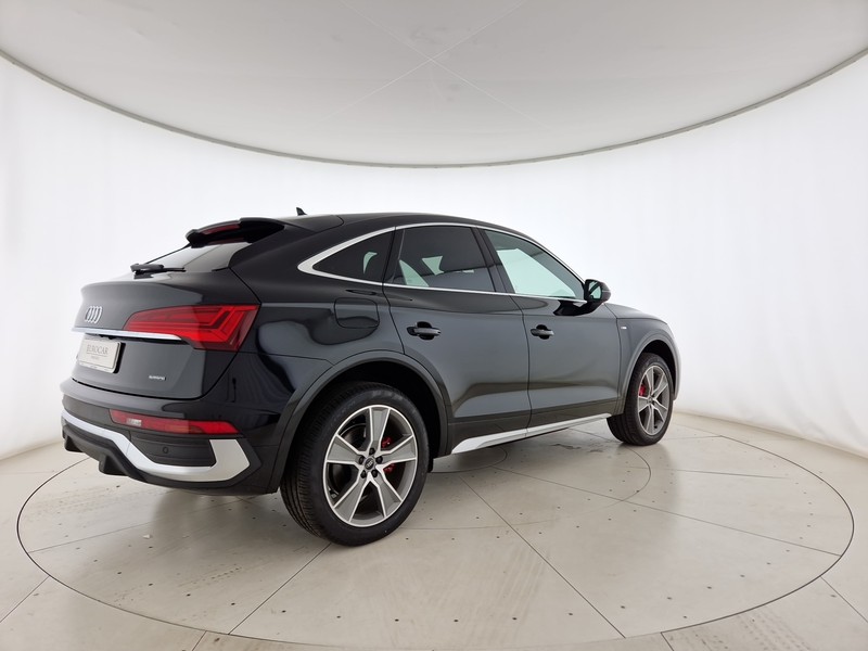 Audi Q5 sportback 40 2.0 tdi mhev 12v s line plus quattro s-tronic