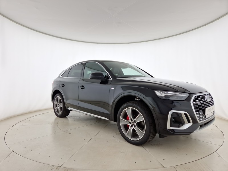 Audi Q5 sportback 40 2.0 tdi mhev 12v s line plus quattro s-tronic