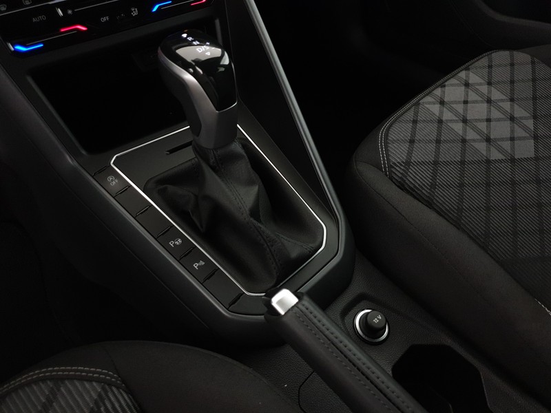 Volkswagen Polo 1.0 tsi r-line 95cv dsg