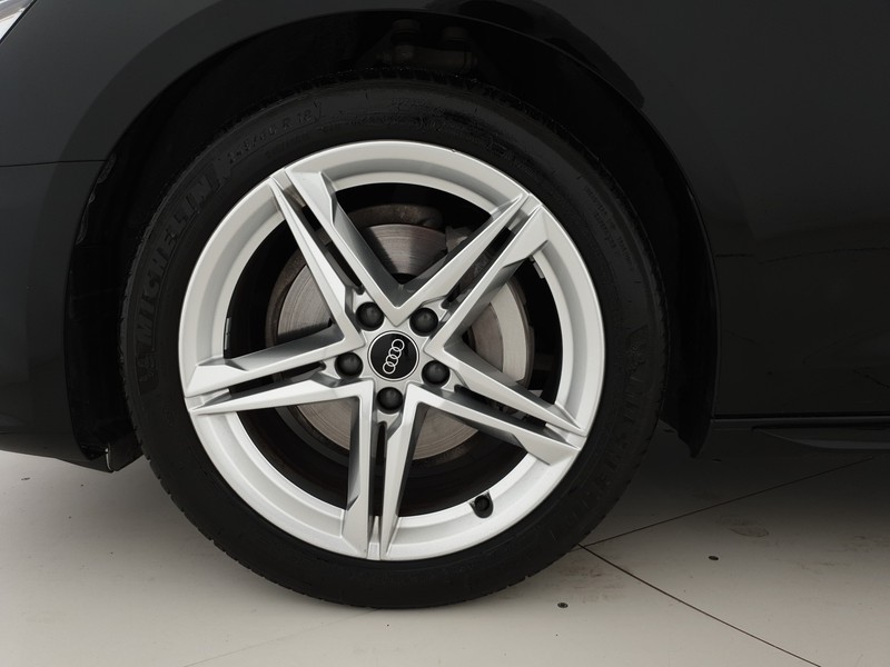 Audi A4 Avant 40TDI 204CV quattro S tronic S line Edition