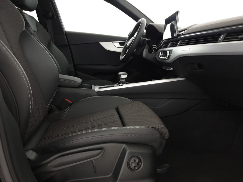 Audi A4 Avant 40TDI 204CV quattro S tronic S line Edition