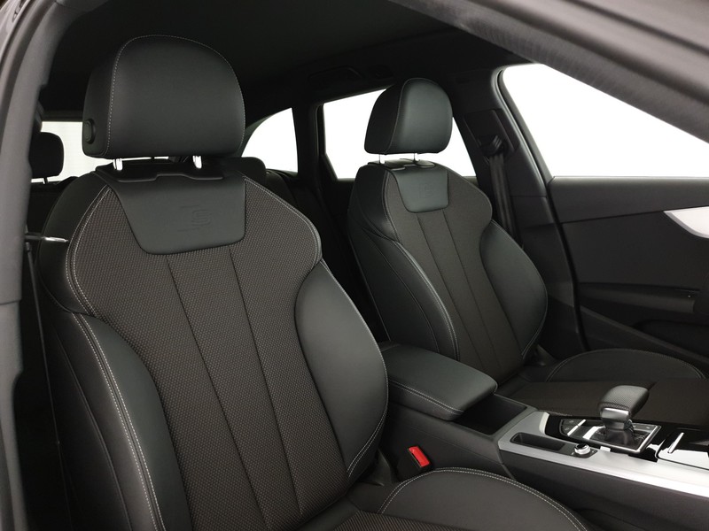 Audi A4 Avant 40TDI 204CV quattro S tronic S line Edition