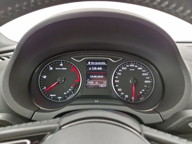 Audi A3 cabrio 1.6 tdi sport 116cv
