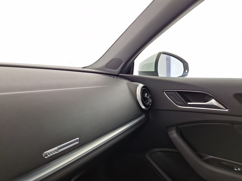 Audi A3 cabrio 1.6 tdi sport 116cv