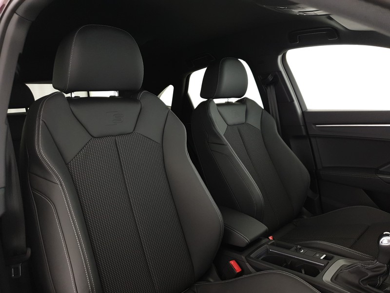 Audi Q3 Sportback 35TDI 150CV S tronic Identity Black