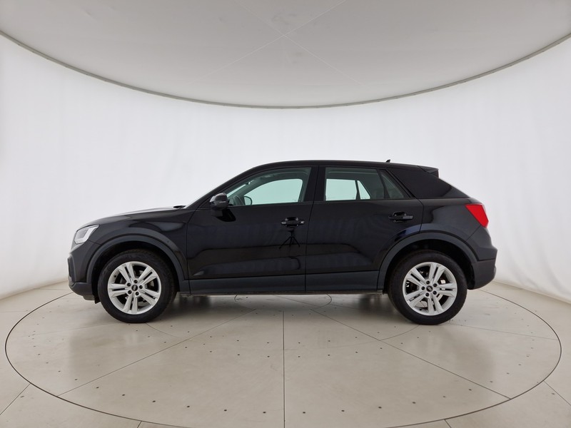 Audi Q2 30 2.0 tdi business s-tronic