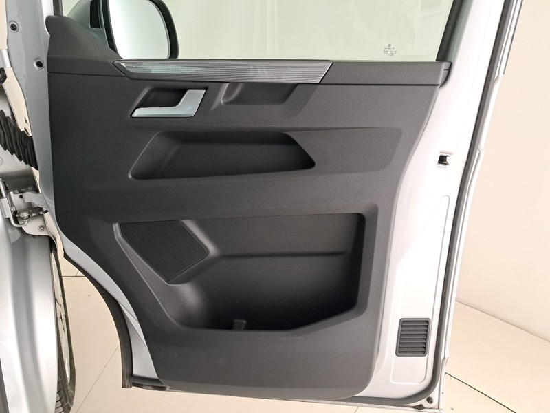 Volkswagen VIC T6.1 Multivan 2.0 tdi space 150cv dsg 7p.ti