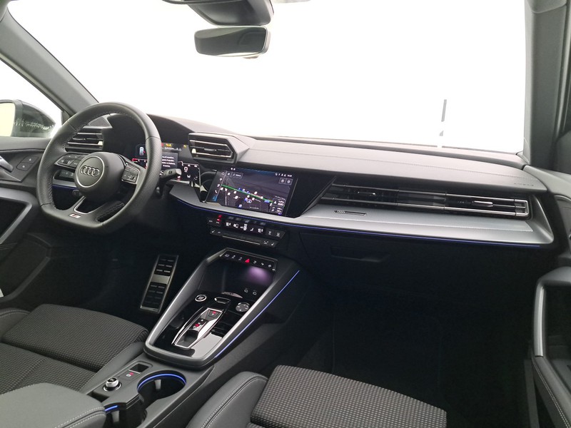 Audi A3 sportback 2.0 tdi s line edition 150cv s-tronic