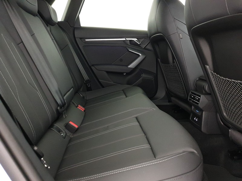 Audi S3 Sportback 2.0TFSI 333CV quattro Str Sport Attitude