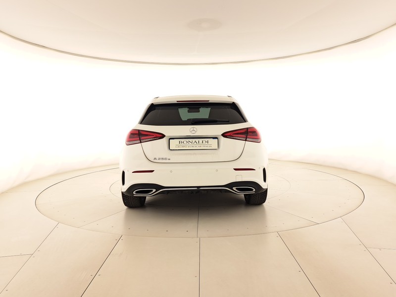 Mercedes-Benz Classe A 250 e phev (eq-power) premium auto