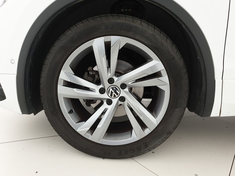 Volkswagen Tiguan 2.0 tdi r-line 150cv dsg