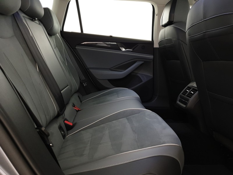 Volkswagen Passat 2.0 tdi scr business 150cv dsg