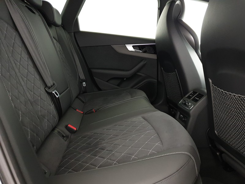 Audi RS4 Avant 2.9TFSI 450CV quattro tiptronic