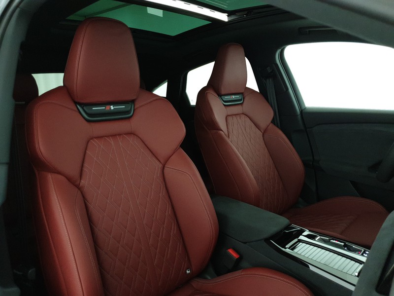Audi SQ6 e-tron Sportback 517CV quattro Sport Attitude