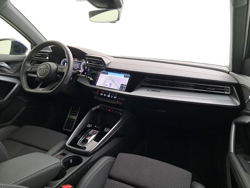 Audi A3 sportback 2.0 tdi s line edition 150cv s-tronic