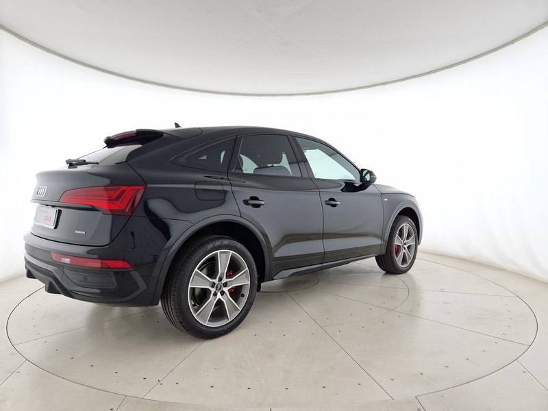 Audi Q5 sportback 40 2.0 tdi mhev 12v s line quattro s-tronic