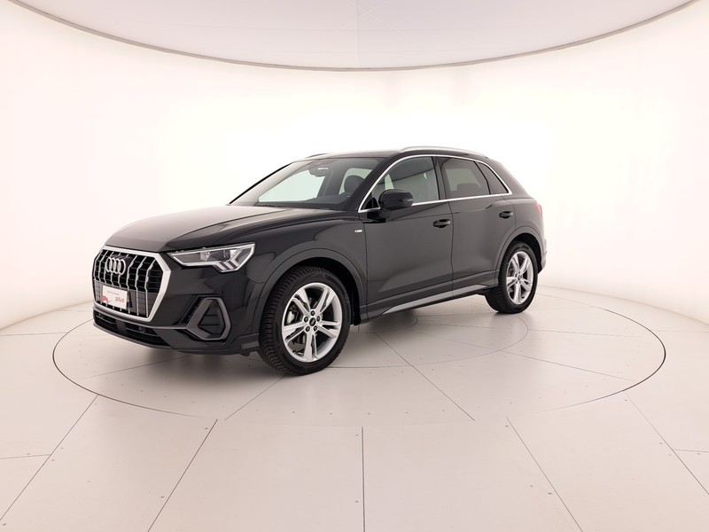Audi Q3 35 2.0 tdi s line edition s-tronic