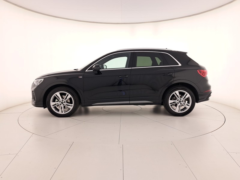 Audi Q3 35 2.0 tdi s line edition s-tronic