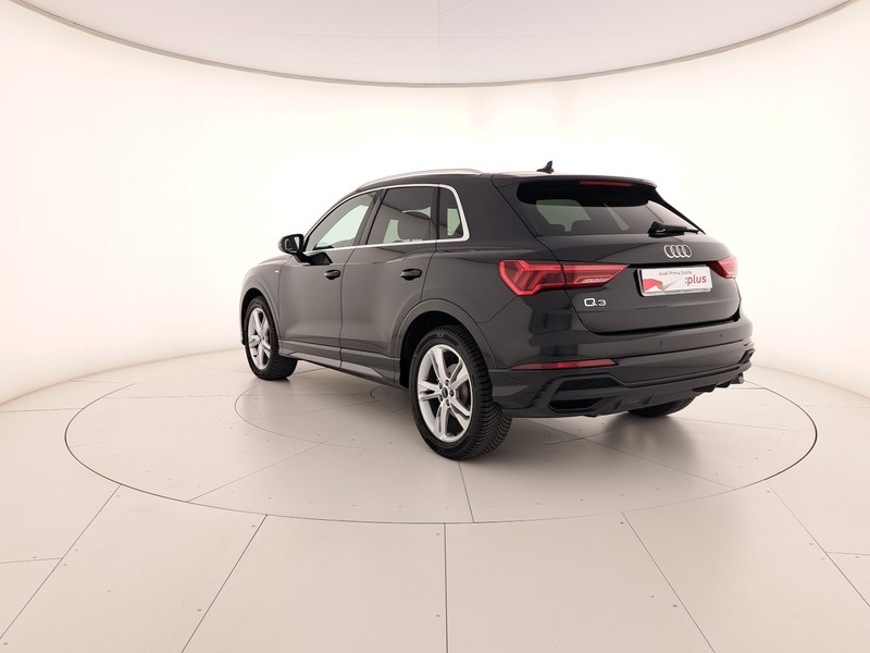 Audi Q3 35 2.0 tdi s line edition s-tronic