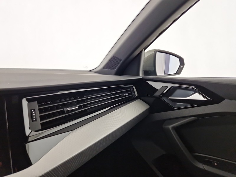 Audi A1 sportback 30 1.0 tfsi s line edition 116cv s-tronic