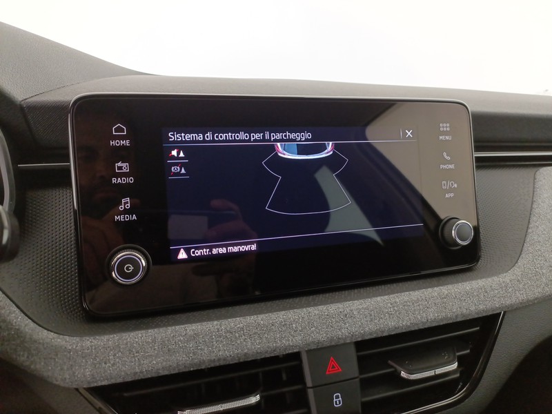 Skoda Kamiq 1.0 tsi black dots 115cv