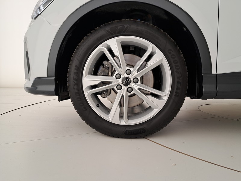 Audi Q3 sportback 40 2.0 tdi s line edition quattro 193cv s-tronic