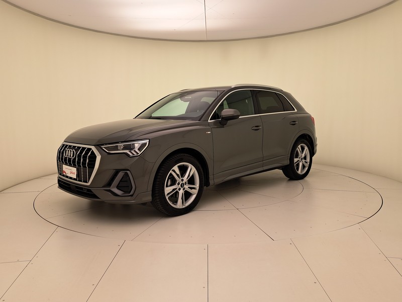 Audi Q3 35 2.0 tdi s line edition s-tronic