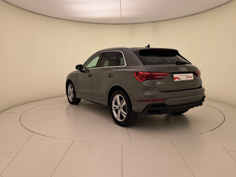 Audi Q3 35 2.0 tdi s line edition s-tronic