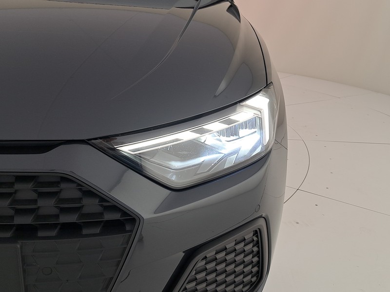 Audi A1 sportback 30 1.0 tfsi admired 110cv