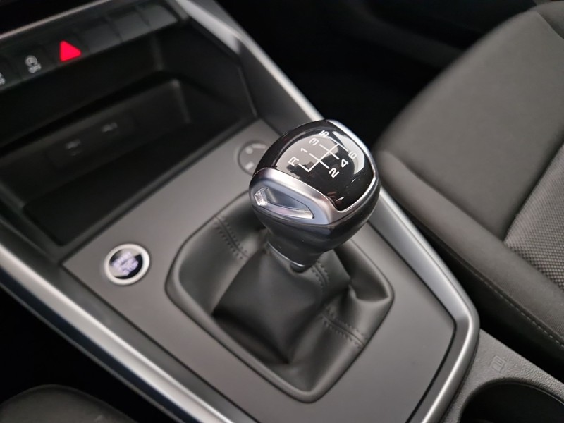 Audi A3 sportback 30 2.0 tdi business advanced