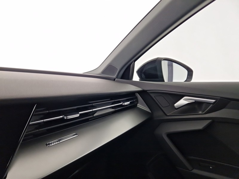 Audi A3 sportback 30 2.0 tdi business advanced