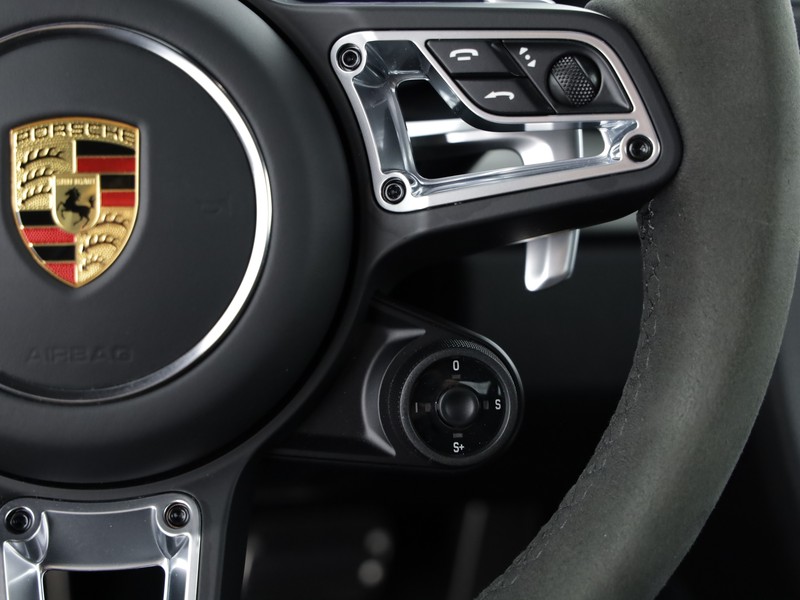 Porsche 718 Boxster 4.0 gts pdk
