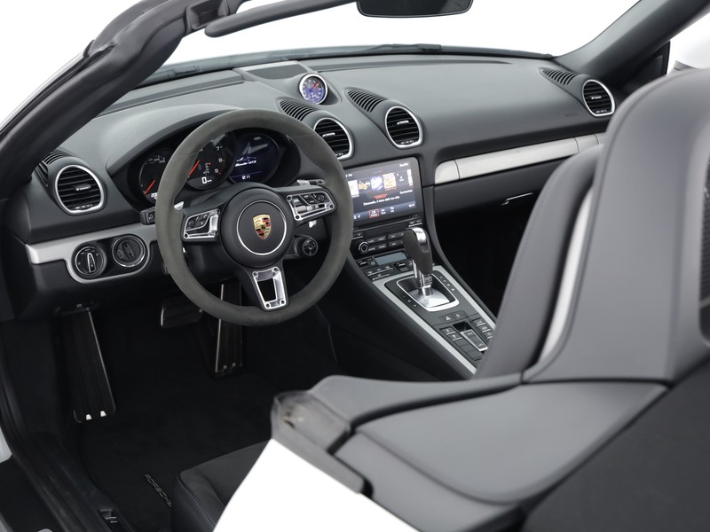 Porsche 718 Boxster 4.0 gts pdk