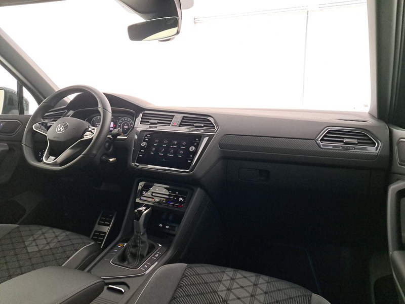 Volkswagen Tiguan 2.0 tdi r-line 150cv dsg