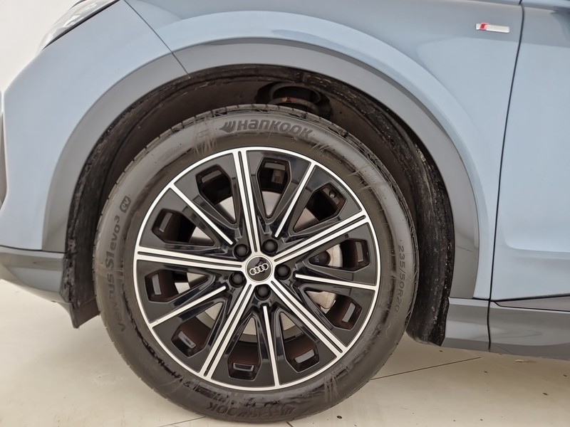 Audi Q4 e-tron 45 s line edition quattro 286cv