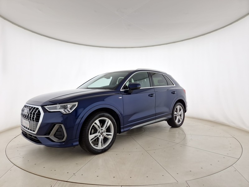 Audi Q3 35 2.0 tdi s line edition s-tronic